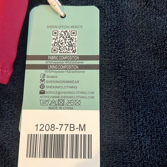 NEVER WORN Shekini halter Bikini (size M) in burgundy with tie details - Picture 3 of 6